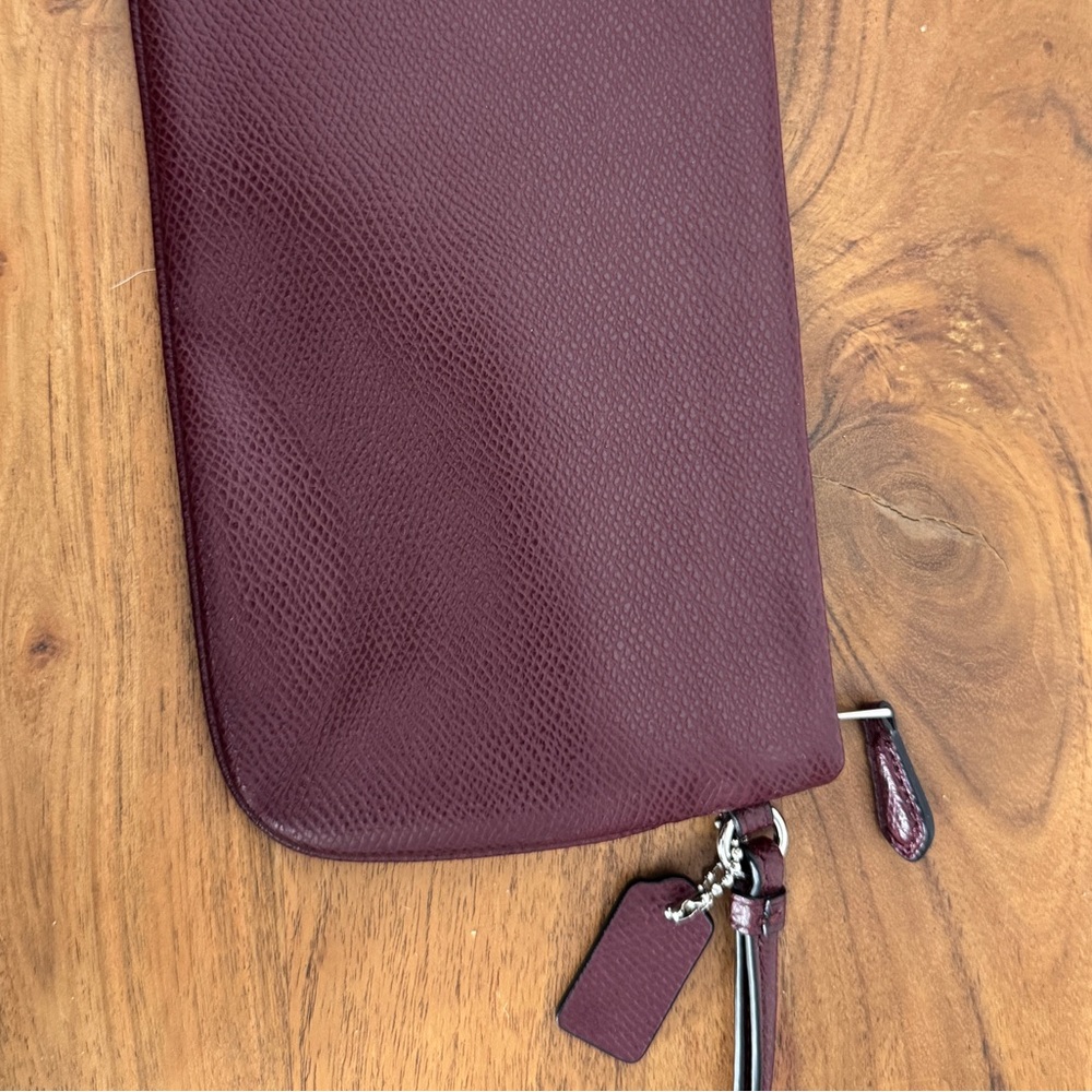 Coach Leather Wristlet- Large - Picture 3 of 5